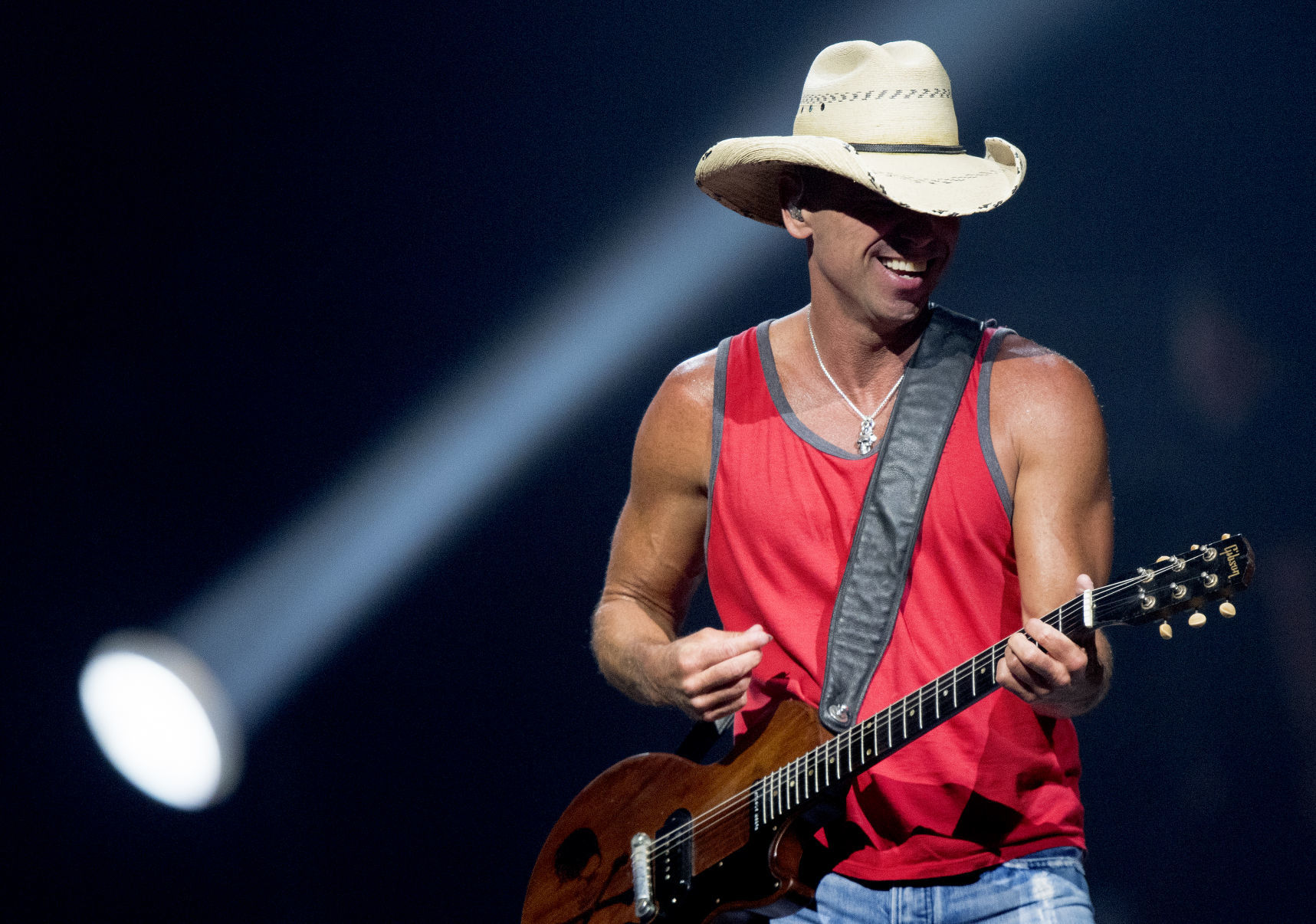 Kenny Chesney Concert, 5.18